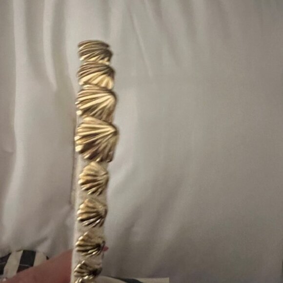 Lele Sadoughi Gold Strand Shell Headband (with dustbag) - Picture 8 of 9